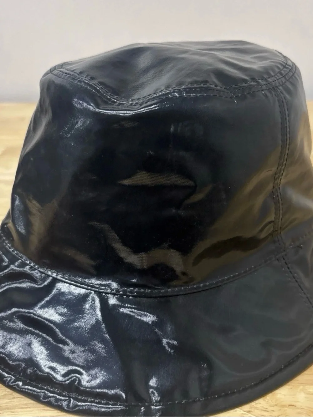 Gucci Black Logo-Print Bucket Hat Sz M